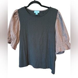 CeCe Short Sleeve Blouse Black w/ Patterned Sleeves | Size Large